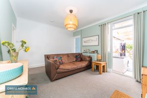 Living Room- click for photo gallery
